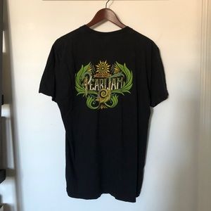 3/$30 - Pearl Jam tee